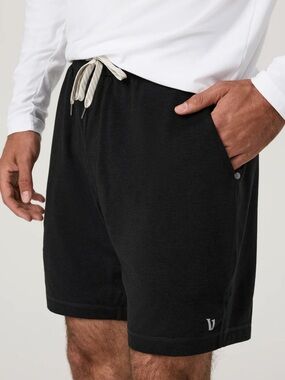 Vuori Pronto Performance Black Heather Shorts Size S